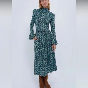 DE LORETA Pimienta Bell Sleeve Jazmin Floral Print Midi Dress Size Medium EUC